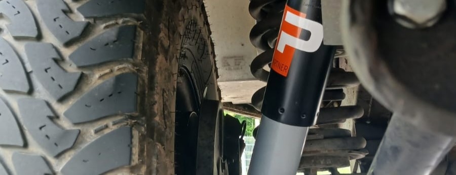 Neue Stoßdämpfer